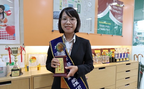 我在信義上班 頁3 共5 Sinyi Realty 信義房屋房仲工作大小事